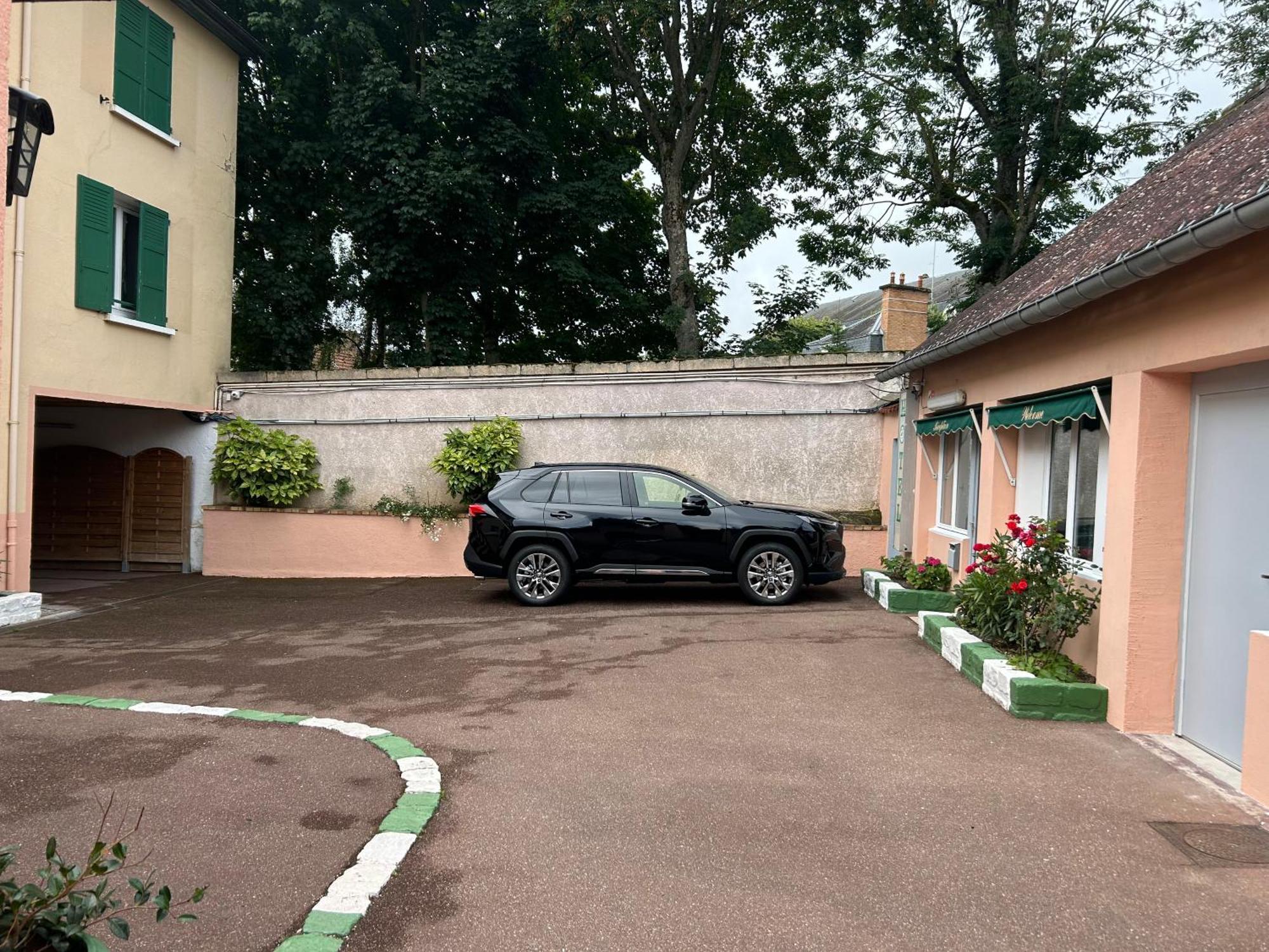 Hotel St Charles Rambouillet Exterior photo