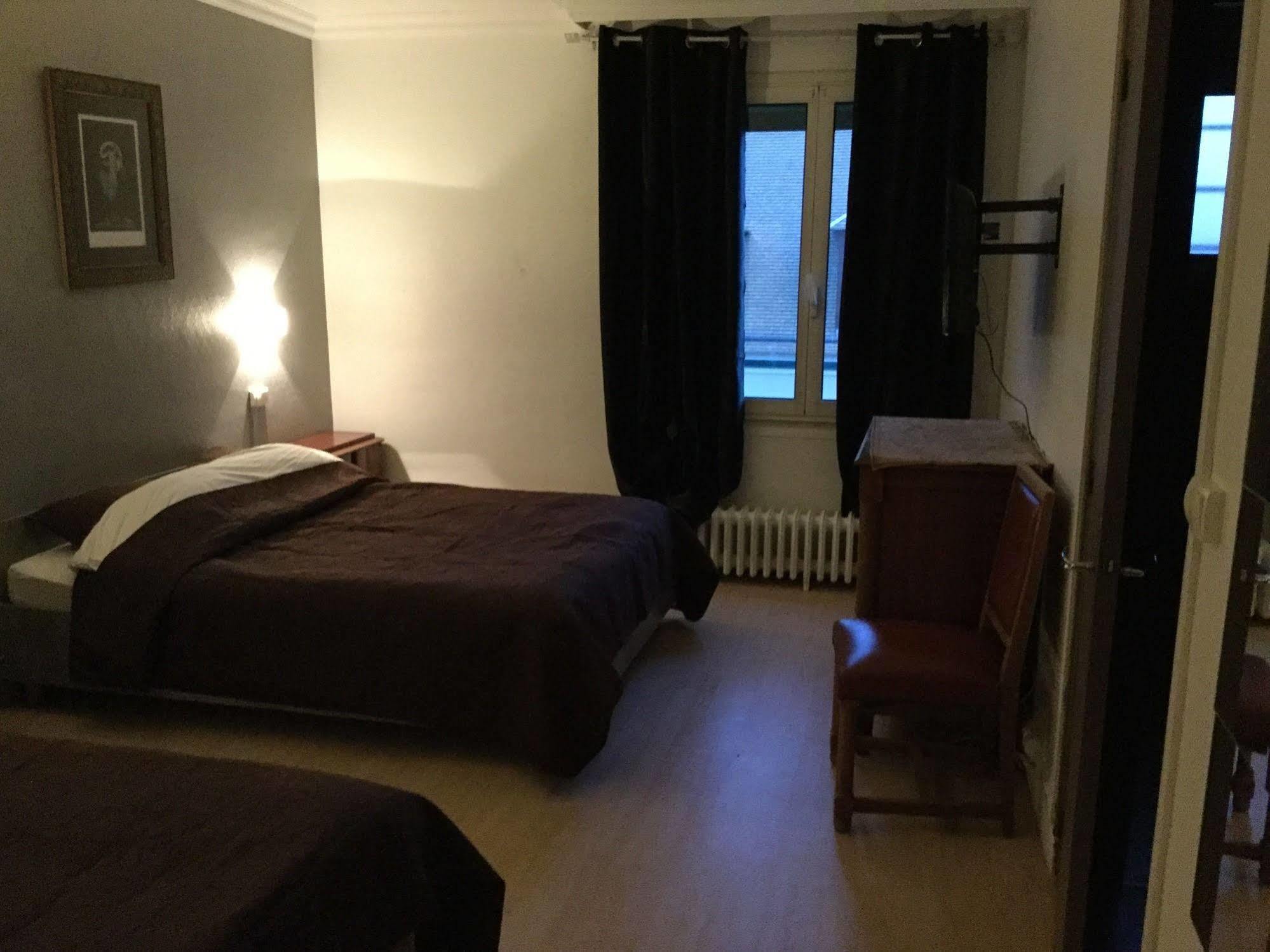 Hotel St Charles Rambouillet Exterior photo