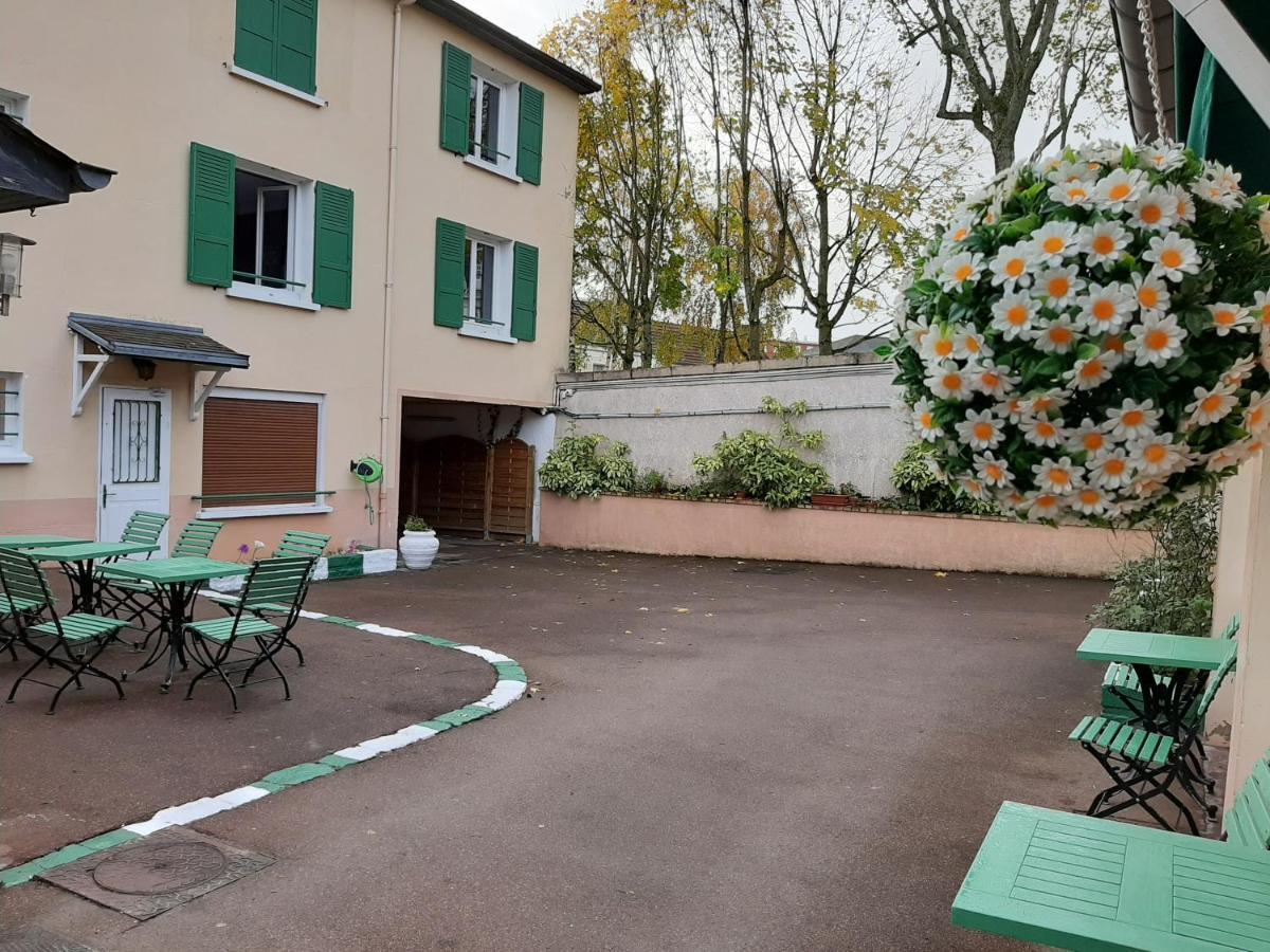 Hotel St Charles Rambouillet Exterior photo